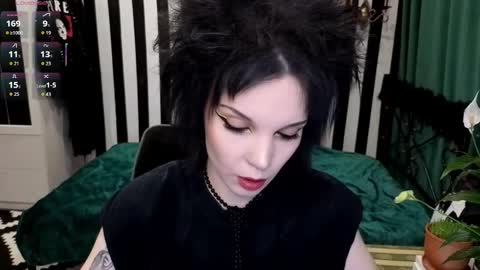 Nancy online show from November 30, 3:00 am