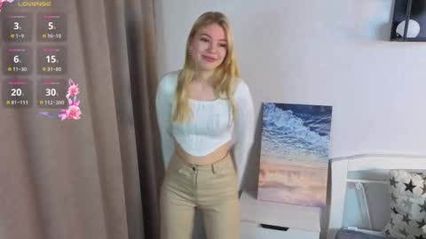 Hello im Lola online show from November 26, 3:18 am