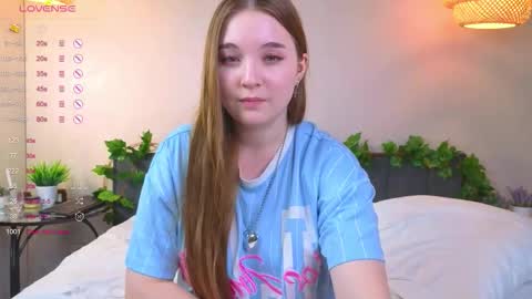 Snapshot of nancycaseys chatting on October 18, 5:32 am Luna online show from October 18, 5:32 am