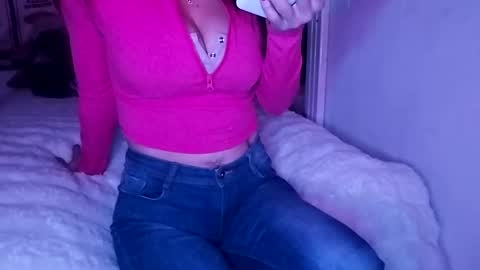 Luscious Lizz online show from January 21, 2:22 am