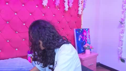 nanis james15 online show from November 25, 2:58 am