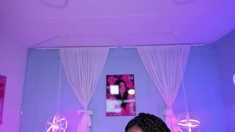 Naomi online show from March 1, 9:03 pm