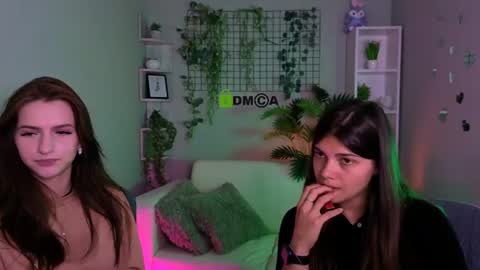Naomi online show from June 23, 9:51 am