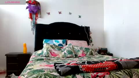 Naomi online show from June 16, 7:26 pm