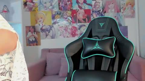 Naomi online show from November 24, 5:20 am