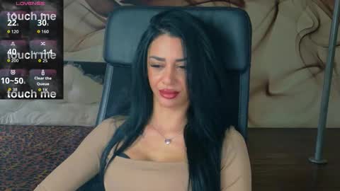 NaomiScarlett online show from November 18, 9:32 am