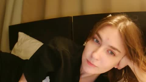 natali bright online show from April 16, 9:50 pm