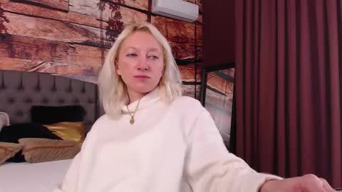 Natalie online show from November 29, 12:09 pm