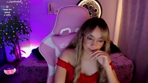 MissNatis online show from June 4, 2:06 am