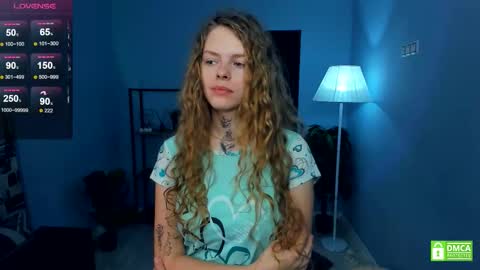 Natalie online show from December 2, 5:42 am