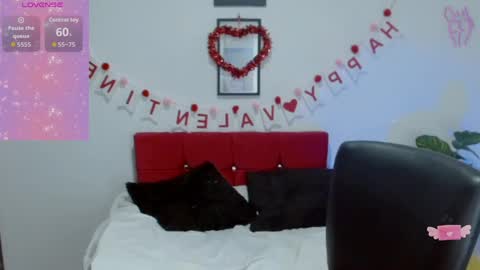 Nataly Escobar online show from September 30, 12:33 pm