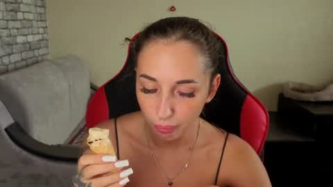 Nataly online show from June 26, 5:41 am