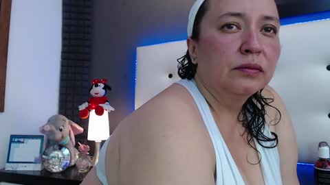 Snapshot of natasha26_ chatting on January 15, 7:23 pm Natasha online show from January 15, 7:23 pm