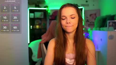 natasha__malkova online show from December 11, 1:28 pm