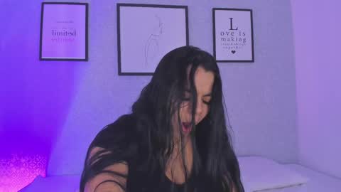 Snapshot of natasha_harpper chatting on February 13, 12:32 pm Natasha online show from February 13, 12:32 pm