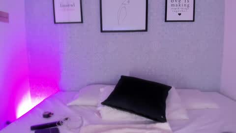 Snapshot of natasha_harpper chatting on January 8, 2:14 pm Natasha online show from January 8, 2:14 pm