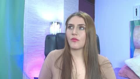 Snapshot of natasharobbins chatting on September 28, 10:59 pm online show from September 28, 10:59 pm