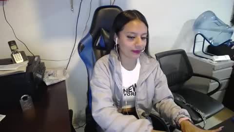 Natashax  online show from February 8, 3:10 pm