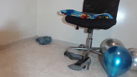 nath_dawson online show from September 19, 1:21 pm