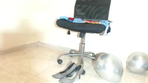 nath_dawson online show from September 26, 1:53 pm