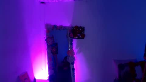 Nathalia online show from June 5, 9:10 pm