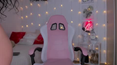 nathy_rosales online show from December 17, 6:39 am