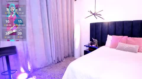 nattashaa online show from December 19, 11:35 am