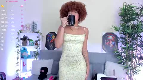 Snapshot of natty_romanof_1 chatting on January 15, 12:58 pm natty online show from January 15, 12:58 pm