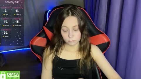 natural_babe666 online show from December 16, 7:53 pm