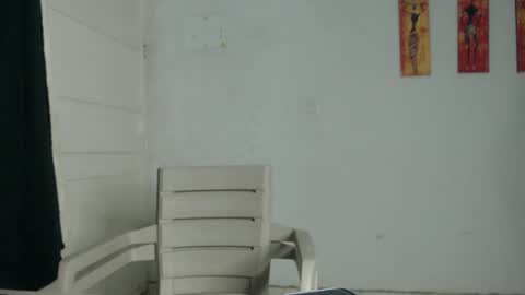 Snapshot of natzumi_mcqueen chatting on February 1, 12:37 pm Stella Mcqueen online show from February 1, 12:37 pm