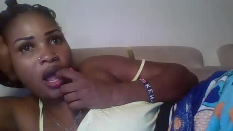 naughty8779 online show from April 4, 8:40 pm