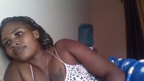 naughty8779 online show from April 7, 10:01 pm