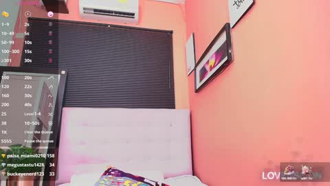 Snapshot of naughty_ebonyy chatting on January 6, 7:35 pm SASHA online show from January 6, 7:35 pm