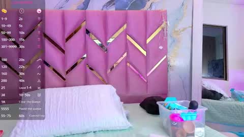 Snapshot of naughty_ebonyy chatting on September 11, 2:56 am SASHA online show from September 11, 2:56 am