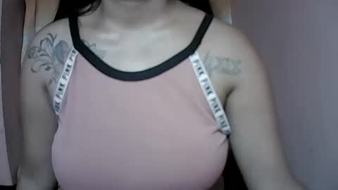 naughtymom_33 online show from September 9, 7:57 pm
