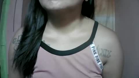 naughtymom_33 online show from November 15, 7:42 am