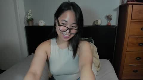 Gigi Chu  online show from February 11, 7:15 pm