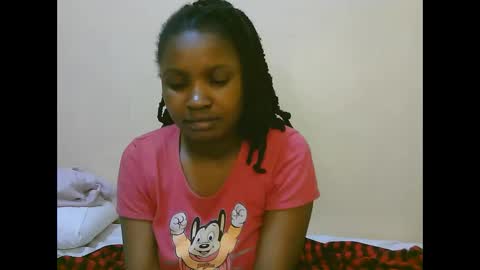 Snapshot of naughtysammur25 chatting on October 5, 3:33 am naughtyqueen online show from October 5, 3:33 am