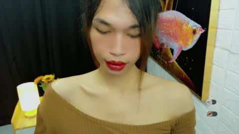Snapshot of naughtysunshinepinay chatting on September 10, 12:10 am Celine online show from September 10, 12:10 am
