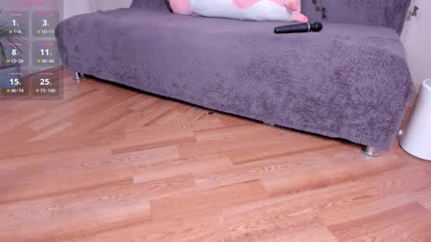 Kira online show from March 5, 8:59 pm