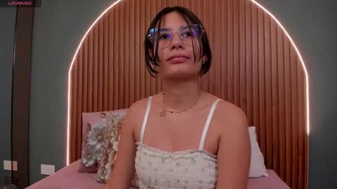 Naye  online show from November 22, 4:26 am