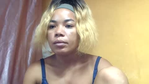 nayrrah online show from April 14, 10:04 am