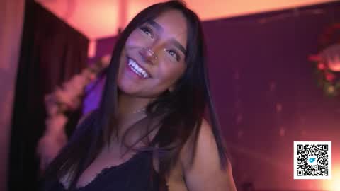 Nefertari online show from December 22, 11:57 am