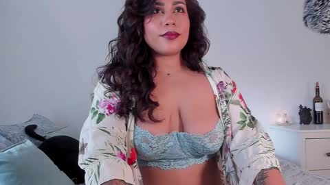 Miss Elaine New account online show from February 7, 1:32 pm