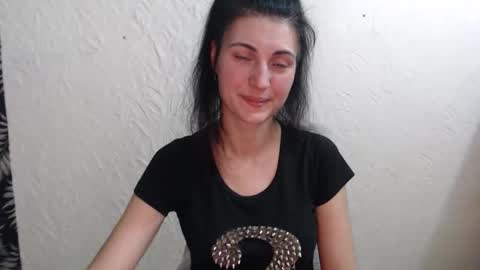 Nensy online show from December 22, 3:26 pm