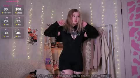 Alaska or Alya online show from April 12, 8:55 pm