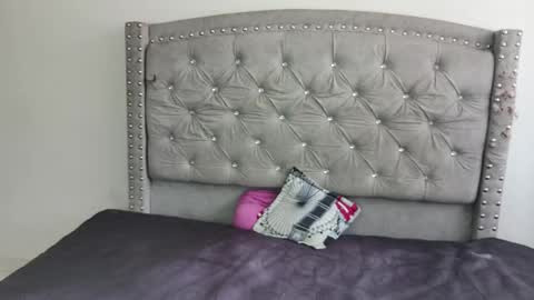 nesuko_kamado online show from December 17, 5:39 pm