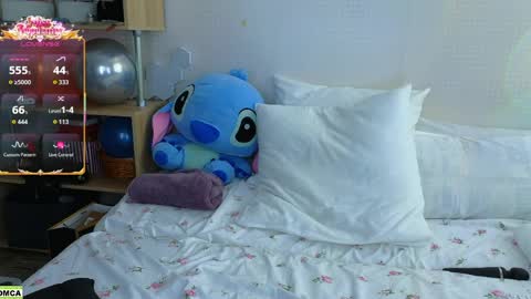 never give up  online show from April 9, 8:31 am