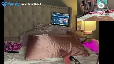Snapshot of nextdoorviolett chatting on September 12, 2:56 am Violet online show from September 12, 2:56 am
