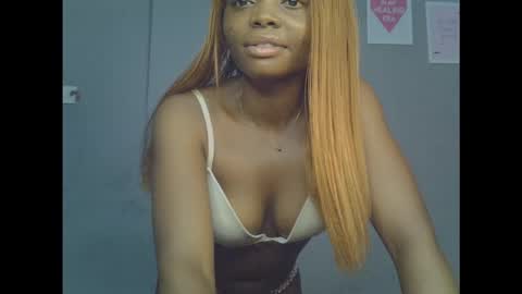 Niababy5 online show from February 6, 11:19 pm